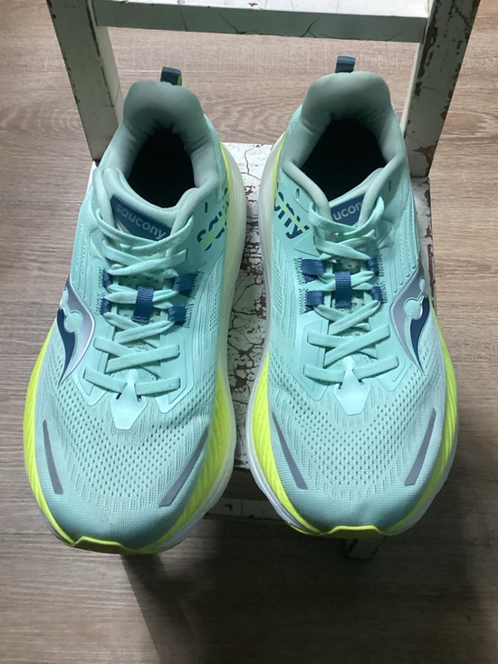 Saucony Shoes - Saucony Women's Mint Green Running Shoes with Neon Yellow Accents US 9 EUR 40.5